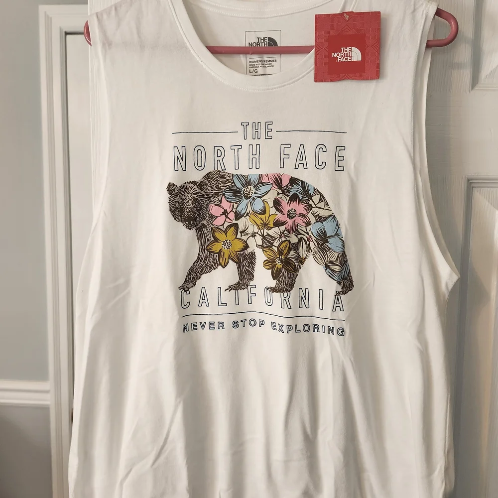 The North Face White Graphic Tank Top - Picture 1 of 5